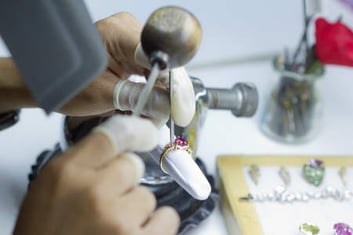 Women’s Jewelry Inspection Process