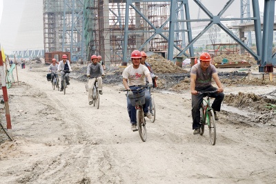 making it in china factory workers